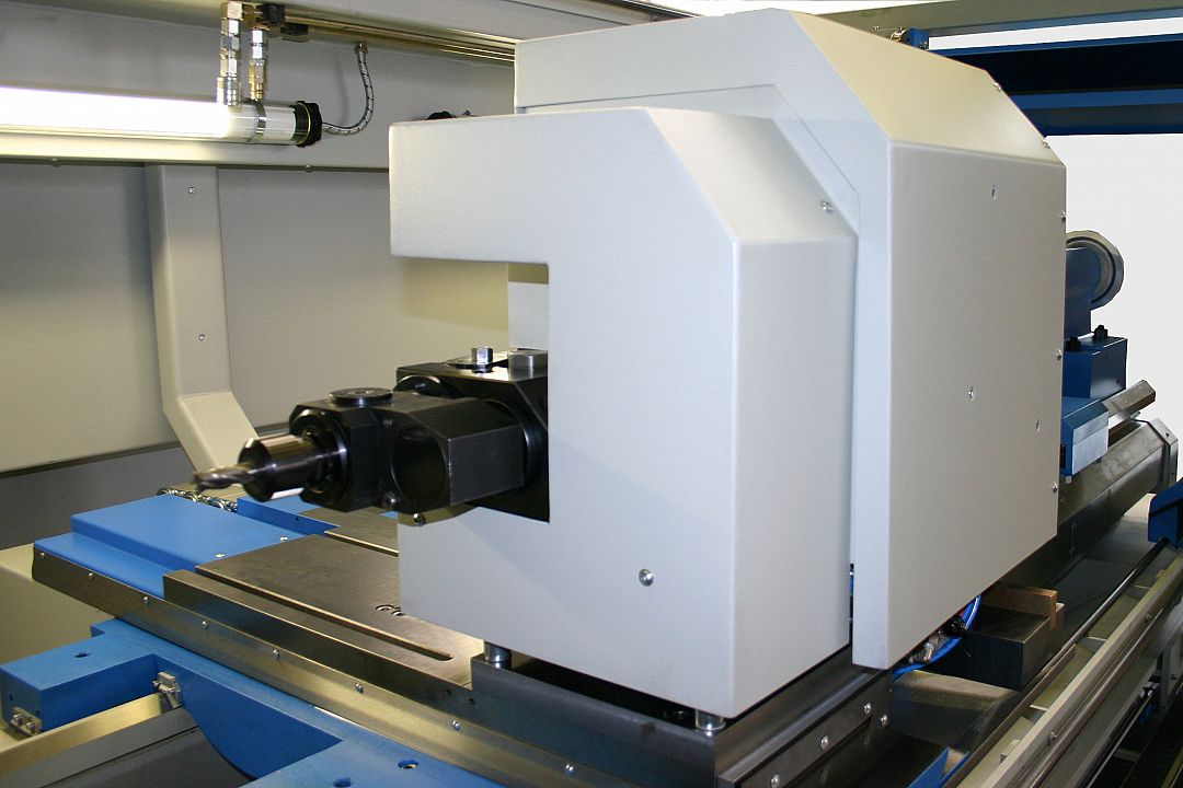 SLZ-800E with driven tool and Seiger Y-axis for the circular milling of grooves and circular pockets.